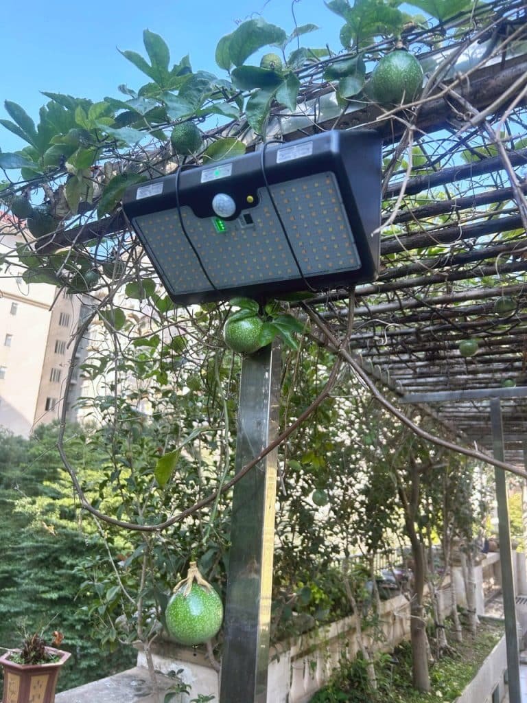 Solar Garden Lights Motion Sensor, Hanging Solar PIR Lights